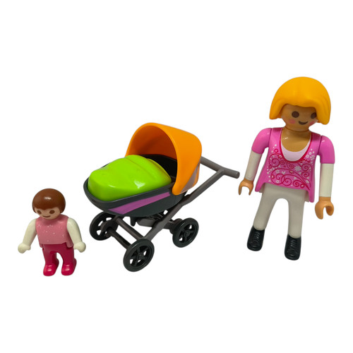 Sympa maman avec poussette - sympa,