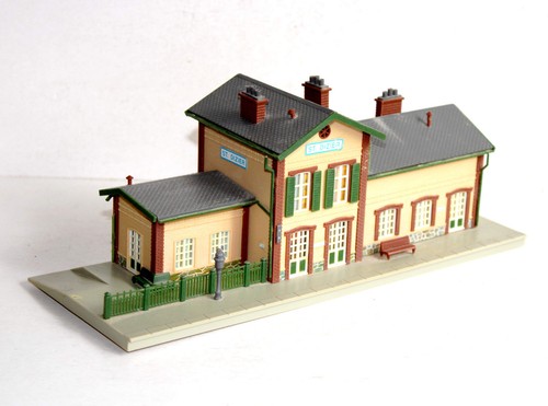 Faller 106 maquette gare - 106,