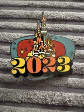 Disney Parks Disneyland Paris Chateau Castle Date 2023 Pin Badge - VGC