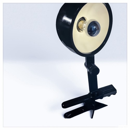Lampe table pince - table, À