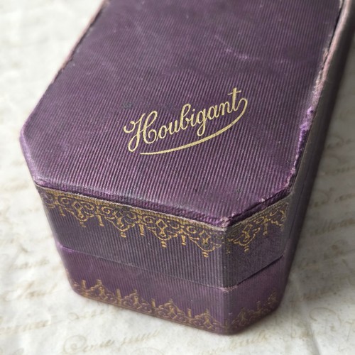 Houbigant boîte ancienne - -,