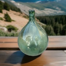 OLD LADY JEANNE BONBONNE