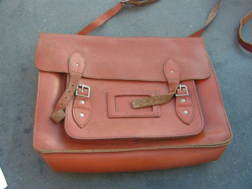 Sacoche ou cartable ecole - ,