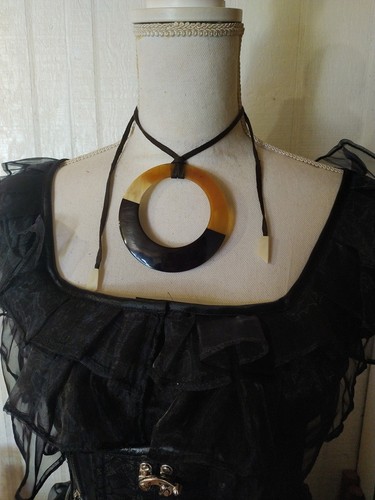 Collier support suédine