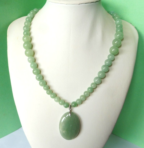 Collier jade vert - en, de