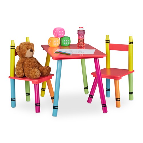 Ensemble avec une table - et, des