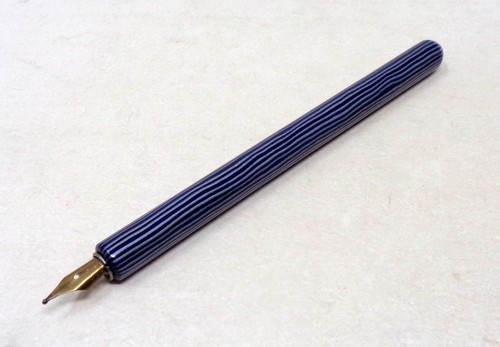 Joli porte plume ancien - ancien, en