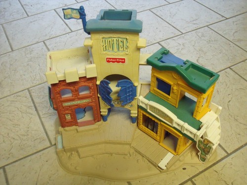 Ranch hotel fisher price - ,