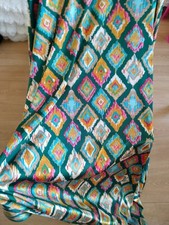 Satin de soie motif abstrait