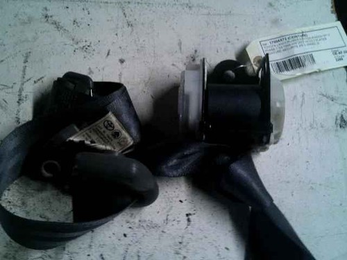 Ceinture arriere droite toyota - droite,