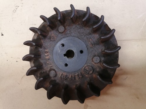 Volant moteur - , (origine)
