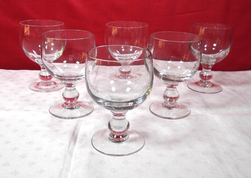 Très gros verres eau ou - très,