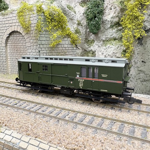 Wagon postal type gare - postal,