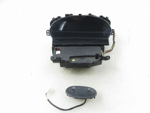 Toyota yaris 2001 - 2001, essence
