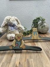 Lot de 2 Cintres Vintage en