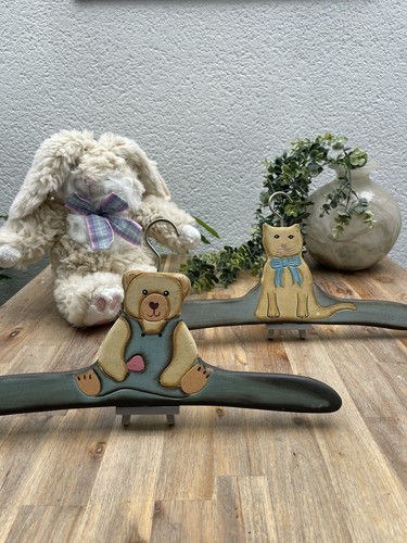 Lot cintres vintage en - de,