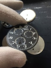 Montre Longines Chronographe Quartz Réf. L2.649.4. Noire "Vintage 2000-2010"