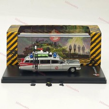 YS 1:64 Ghostbusters Ecto-1