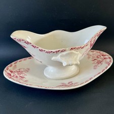 Ancienne saucière sur dormant