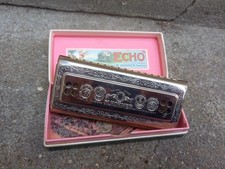 M. Hohner THE ECHO HARP Bell Metal Reeds Harmonica Made in Germany dans sa boite