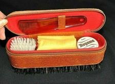 ANCIENNE BROSSE A CHAUSSURES