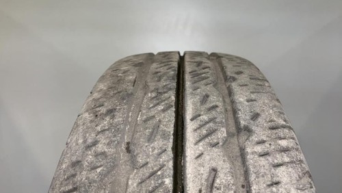 Pneu 195 r15 104 - 104, uniroyal