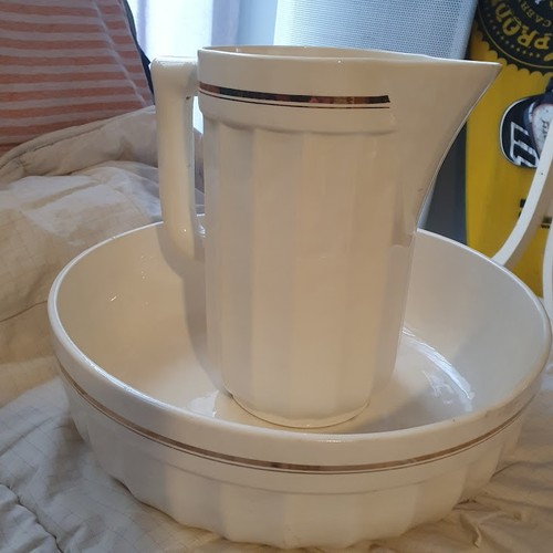 Vasque broc toilette - vasque,