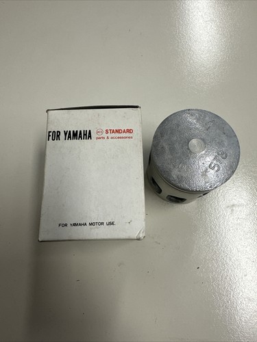 Yamaha 5t8 piston - yamaha,
