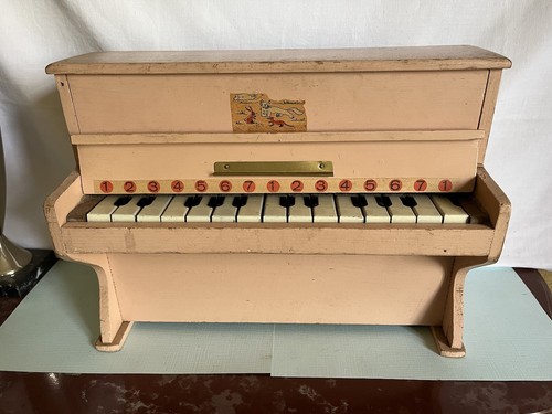 Piano enfant vintage - , années