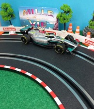 Voiture pour circuit Carrera