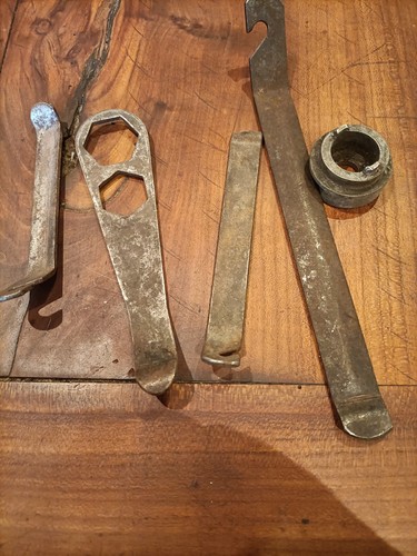 Lot outils mobylette - lot,