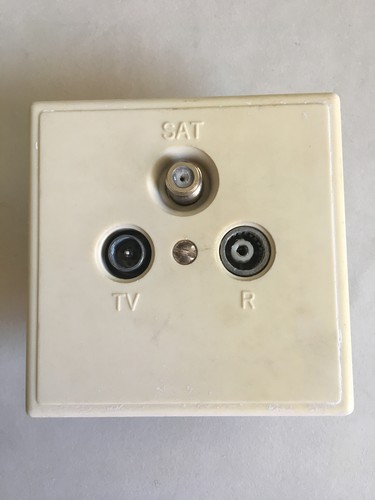 Prise antenne sat radio - tv,