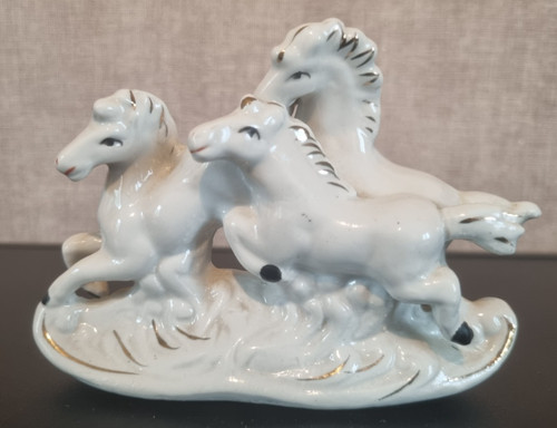 Statuette porcelaine 3 - statuette, en