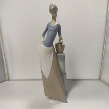 NAO Lladro “Girl with Apples" 1977; Perfect