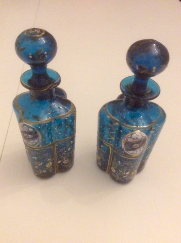 Paire flacons anciens bleus - paire,