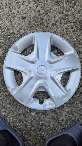 Enjoliveur ford fiesta 16 - enjoliveur,