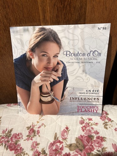 Magazine tricot bouton - magazine,