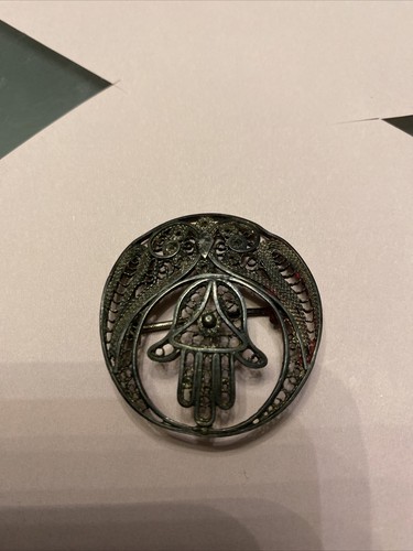 Ancienne broche main - main, fatma