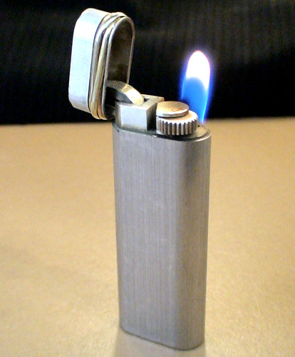 Briquet ancien cartier - {,