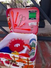 VALISE DE COUTURE , OUVRAGE 