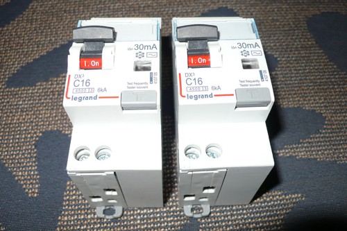 Disjoncteur differentiel 16a - disjoncteur,