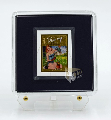 Anne pin girls art - pin-up,