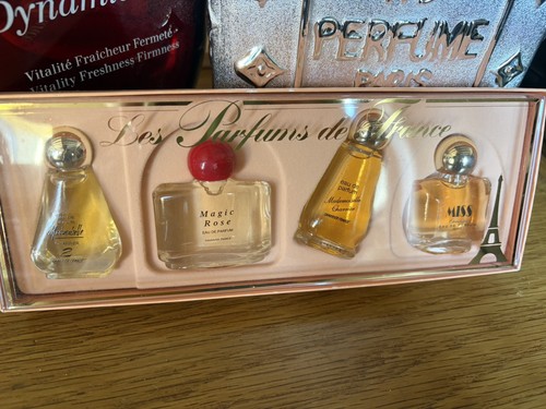 Coffret miniatures les - de,