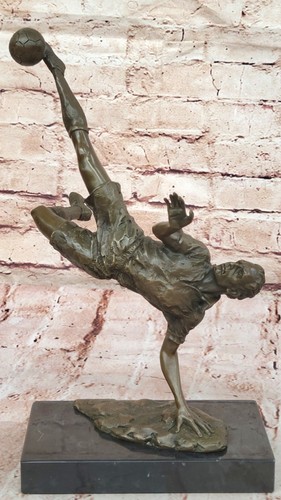 Bronze sculpture hand crafted - bronze,