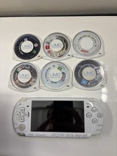 Lot PSP blanche Avec 7 Jeux Et