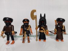 LOT PLAYMOBIL FIGURINES