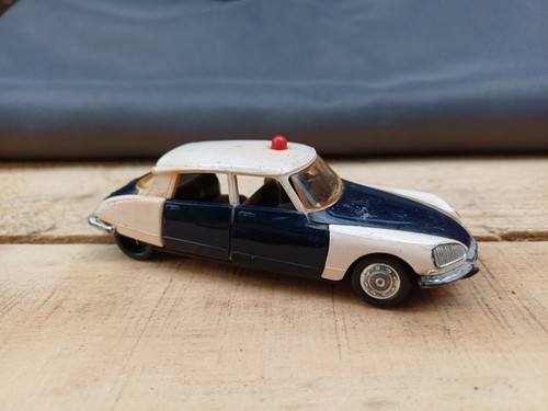 Voiture miniature norev - voiture,