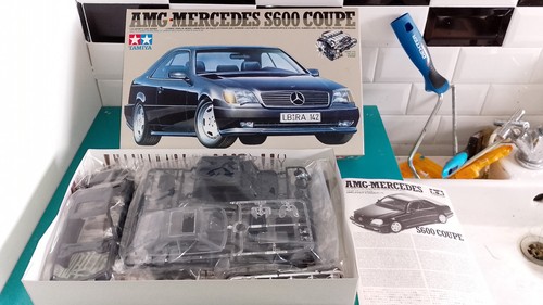 1307255 maquette voiture - 1307255,