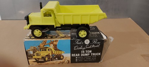 Camion benne rear - benne, dump