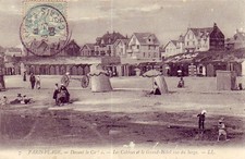 Old postcard 62 Le Touquet PARIS-PLAGE in front of the casino. Cabins & Grand Hotel Villas1905